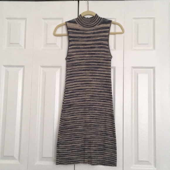 Blue striped sleeveless mock neck dress size S - Picture 6 of 6